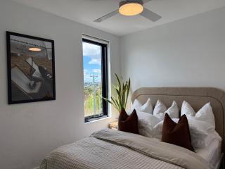 Salty Stay Scarborough - 4