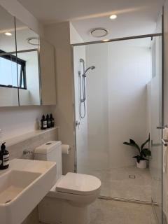 Salty Stay Scarborough - 4