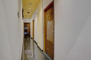 Super Hotel O Golden Suites - 6