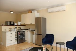 Paradyskloof Spacious Apartment - 7