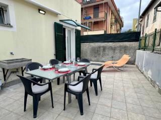 Casa Ginsea - Ampia Terrazza, Parcheggio Privato, 5 min dal Mare - 4