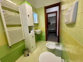 Casa Ginsea - Ampia Terrazza, Parcheggio Privato, 5 min dal Mare - 1