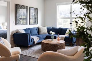 Riverstone Retreat in Golden BC - 9