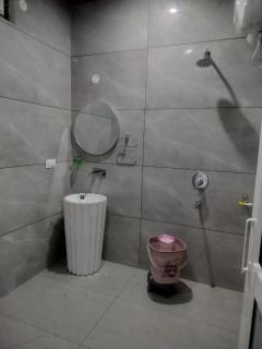 Hotel Kasauli Peak - 2