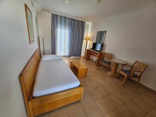 Hotel Punta del Cantal - 4