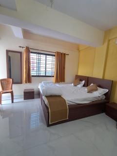 Keshav Inn Hotel And Banquet - 6