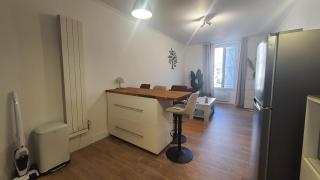 Appart Cosy proche Gare - Lit Queen size & Netflix - 4