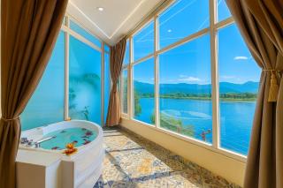 The Neeraj Ganga Rajmahal Wellness Dream - 0