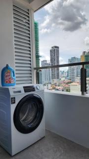 Ideal for Nomads BKK1 Studio with Free Cafe &Wi-Fi - 8