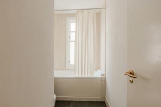 Comfortable modern 1 bedroom Apartment - 5