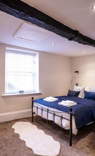 Tysoes Court Tewkesbury - 4