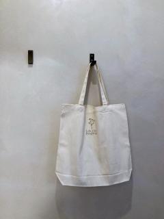 StudioRetreat near MRT , EDSA Bus Station & East Ave - 7