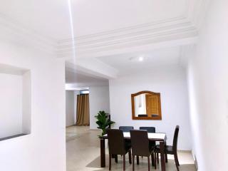 Modern and Cozy Beach Facing 2BR Apt in La Tulipe Complex, Tangier - 4