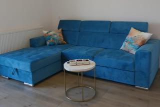 ShadesOfBlue M & M Sleeps 4 with Pool - 9