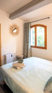 Le Plan de la Tour - T2 4 pers climatisé, 1 ch, jardin, parking, douceur provençale - 5