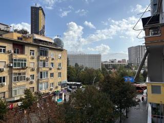 Central Tirana Apartment with Skanderbeg Square View - 8
