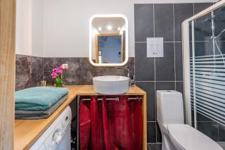 Le Plan de la Tour - T2 4 pers climatisé, 1 ch, jardin, parking, douceur provençale - 3