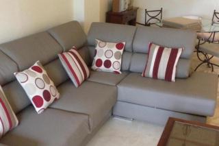 2 Bed Apartment Sleeps 4 - Pool Access - Garden - 6