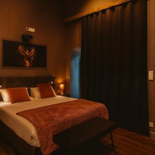 Suite Phoenix avec Cheminée, Terrasse et Videoprojecteur - 8