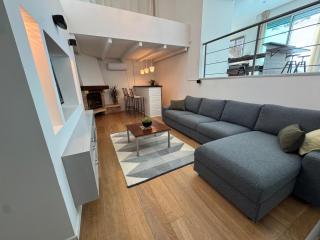 Elegant Coastal Villa With Ocean Views - 3