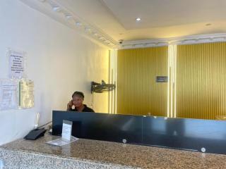 BOSS HOTELS & SUITES - 9