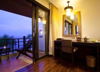 Rawi Warin Resort Spa - Deluxe Room -  - 9