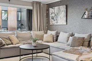 The Reindeer Lounge, Nordic Comfort in the Arctic - 4