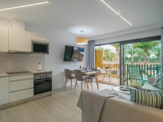 Sunset Arguineguin by CanariasGetway - 3