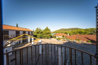 Room accomodation Jezera Lovišća - 1