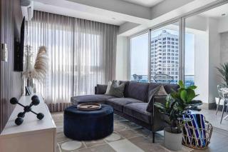 ®{LUX~City~Skyline} @DowntownSD PrivéJaccuziGym - 9