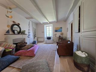 751 - Maison de caractère avec magnifique jardin clos - 7