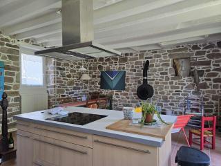 751 - Maison de caractère avec magnifique jardin clos - 4