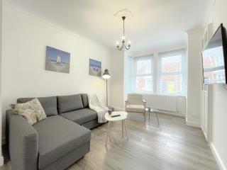 Mumbles Retreat - Disabled Friendly - Families -Contractors - 0