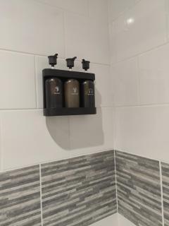 Tranquil Countryside Escape in Rural Kent - 2