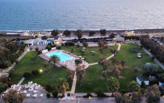 Riva di Palo Beach Hotel - 0