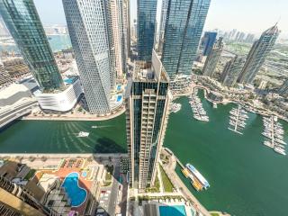 Liv Marina Panoramic 3BR with Palm & Sea View - 4