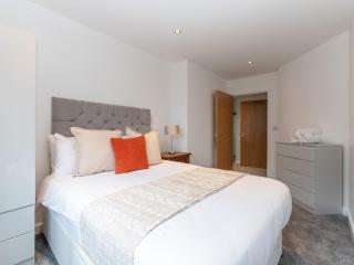 Pass the Keys Spacious 2Bed 2Bath Near RAF Museum – Colindale - 3