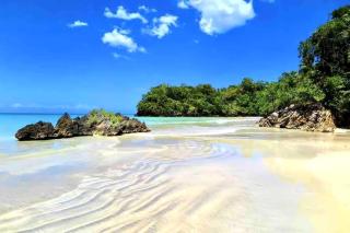 {3BR~Beach~Condo}@LakeView PlayaBonita PoolLUX - 0