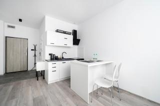 Park Źródliska Studio with Garden by BookingHost - 6