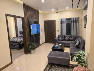 Zeta Mall Condo Pool above Mall below - 3