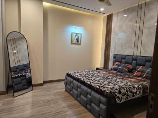 Zeta Mall Condo Pool above Mall below - 2