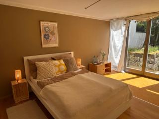 XXL Schlafzimmer in charmantem Villenanwesen - 1