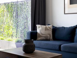 Luxurious Riverside View Apartment Pass The Keys - 2