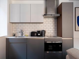 Modern riverside apartment Pass The Keys - 7