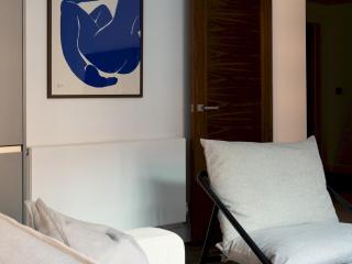 Modern riverside apartment Pass The Keys - 4