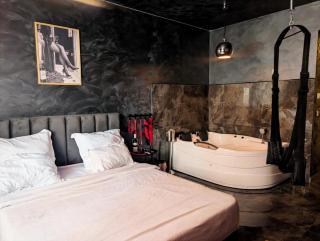 Amour Studio - Jacuzzi - 0