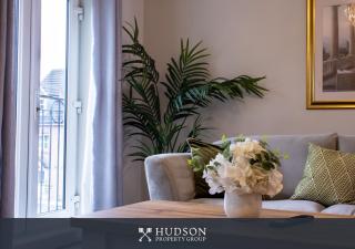 4-Bed Home near Telford Centre - 0