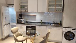 Big 1 Bedroom Apartment at Cantonments - Pool, Gym, Game Room - 5