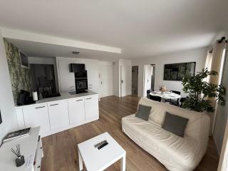 Le Coconing Moderne Centre Saint-Sébastien-sur-Loire, proche de Nantes - 8