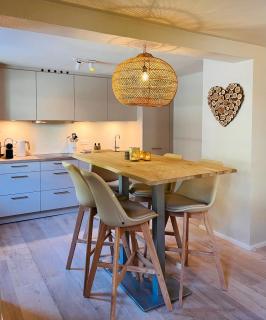 Lodge Rose's Heart - 3